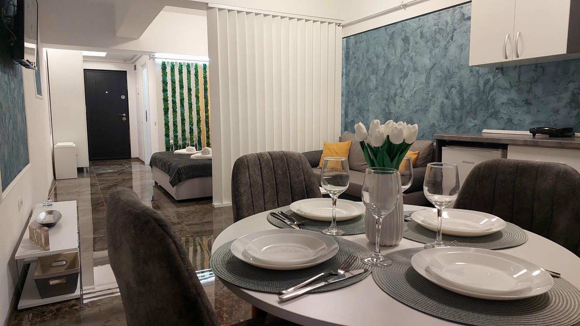 Anelisse Apartments エフォリエ・ノルド エクステリア 写真